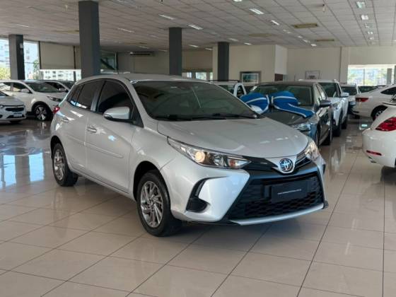 TOYOTA YARIS 1.5 16V FLEX XS CONNECT MULTIDRIVE TOYOTA YARIS 1.5 16V FLEX XS CONNECT MULTIDRIVE